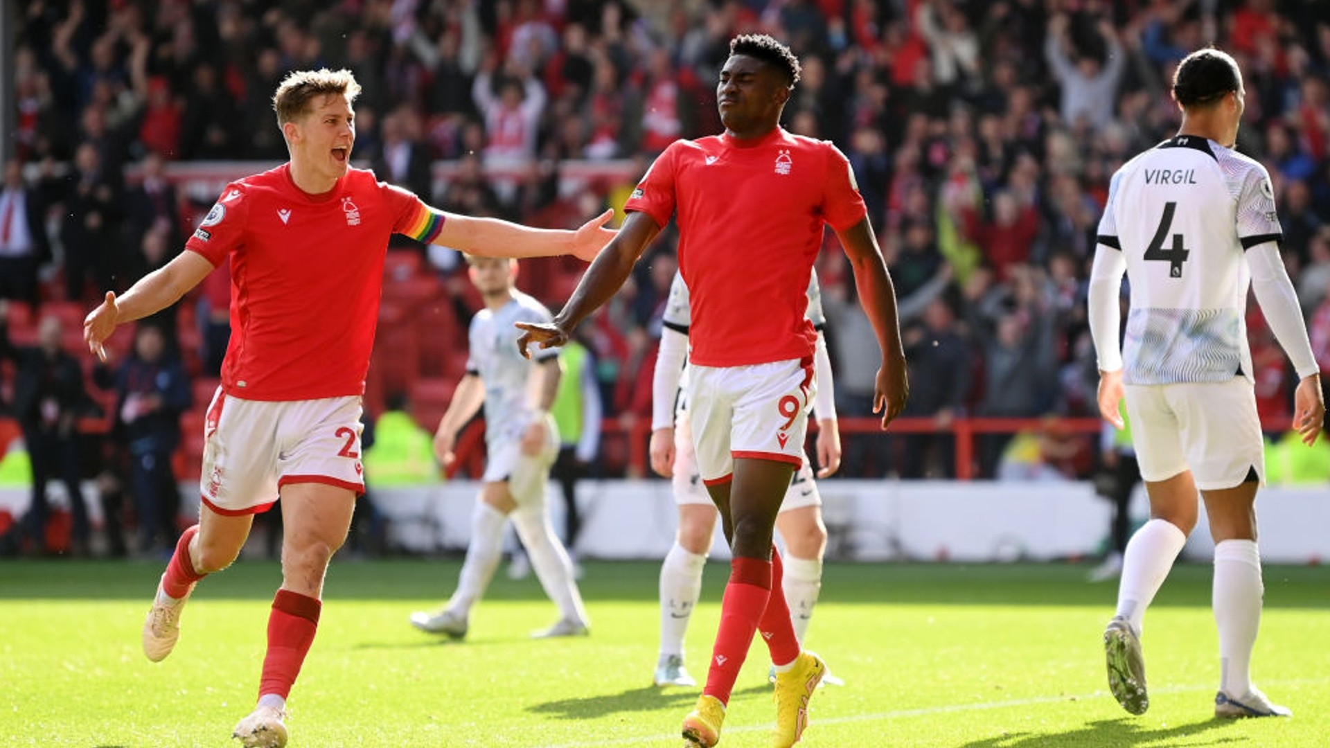 仅限于球场 仅限于球场